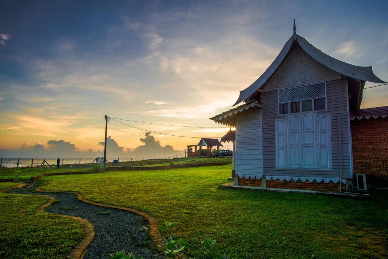 Umbut Bayu Bed & Breakfast Dungun Exterior photo